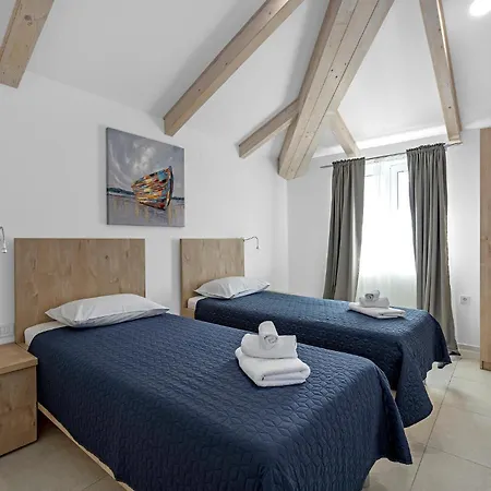 Holiday home Stunning In With Sauna