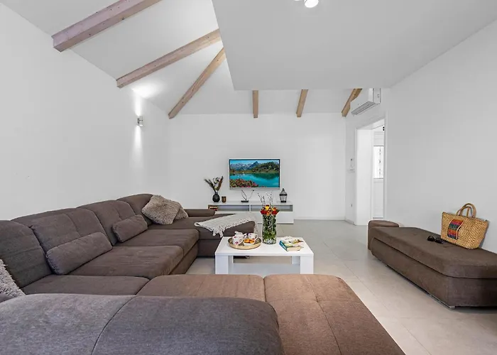 Stunning In With Sauna Ferienhaus Zaboric